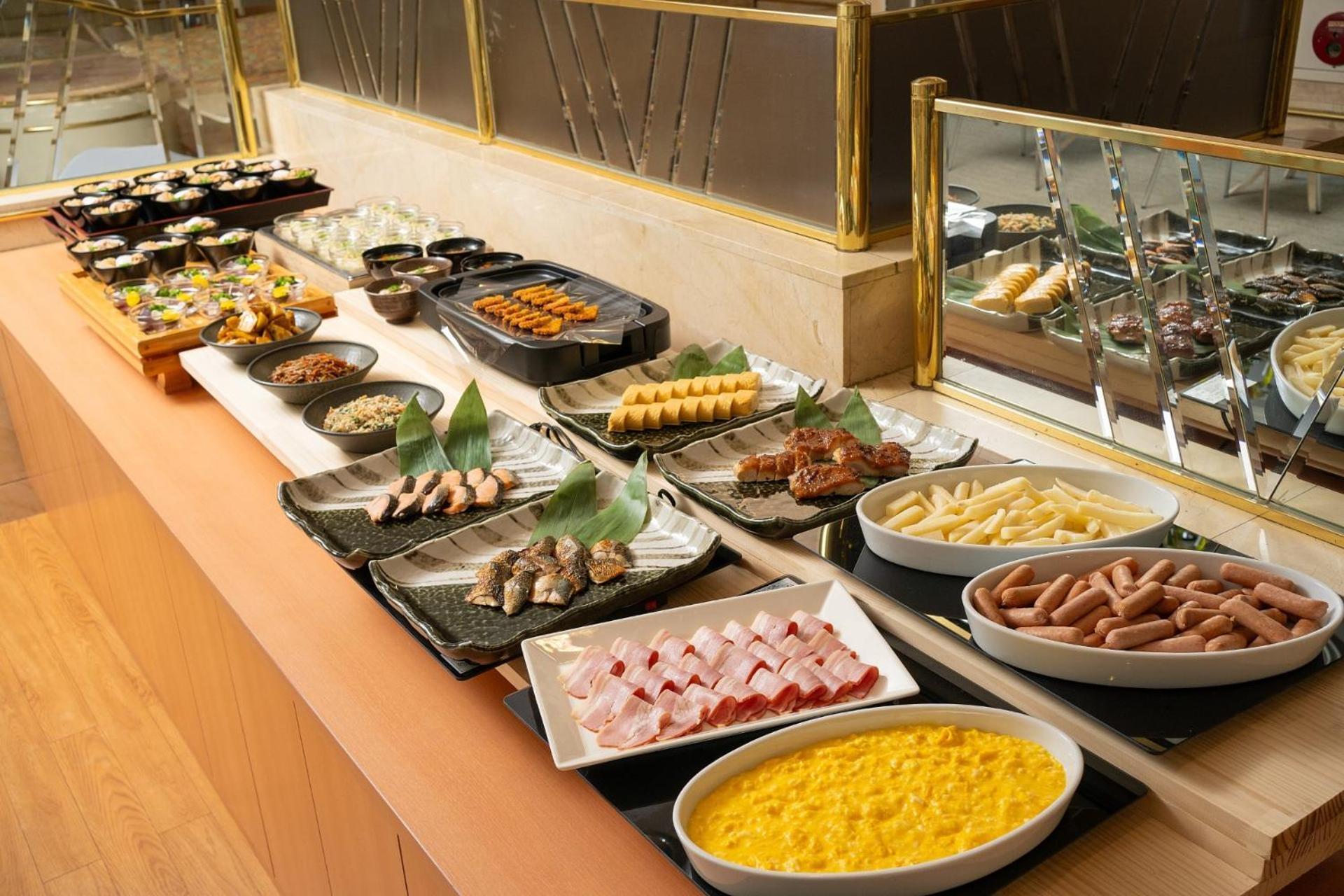 Tokushima Washington Hotel Plaza Exterior foto