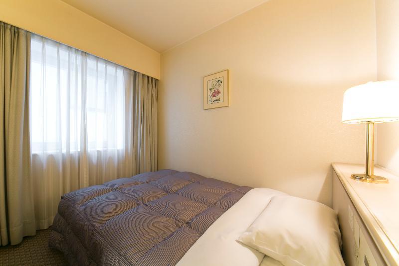 Tokushima Washington Hotel Plaza Exterior foto
